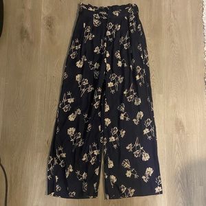UO Wide Leg Pants